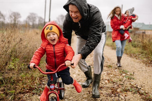 Expressing Kids’ Interests Through Wearable Art